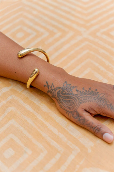 Nyoka Smooth Brass Bangle lamucollection