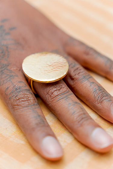 Olopa Hammered Medium Brass Ring lamucollection