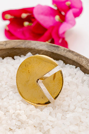 Robo Mwezi Smooth Brass Ring lamucollection